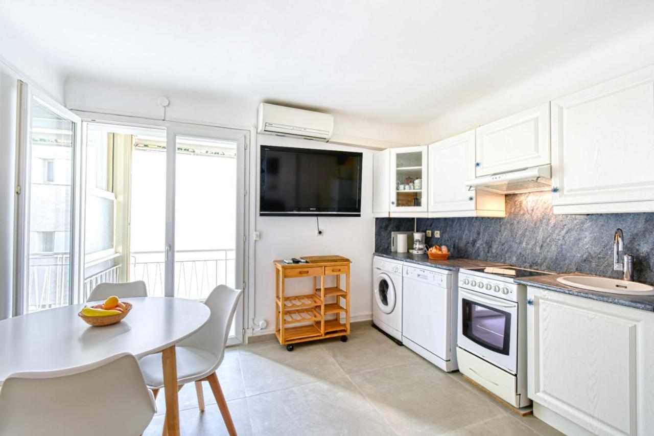 Guestready - Sunny Apartment With Magnificent View Of Plage Du Midi Beach Канни Екстер'єр фото